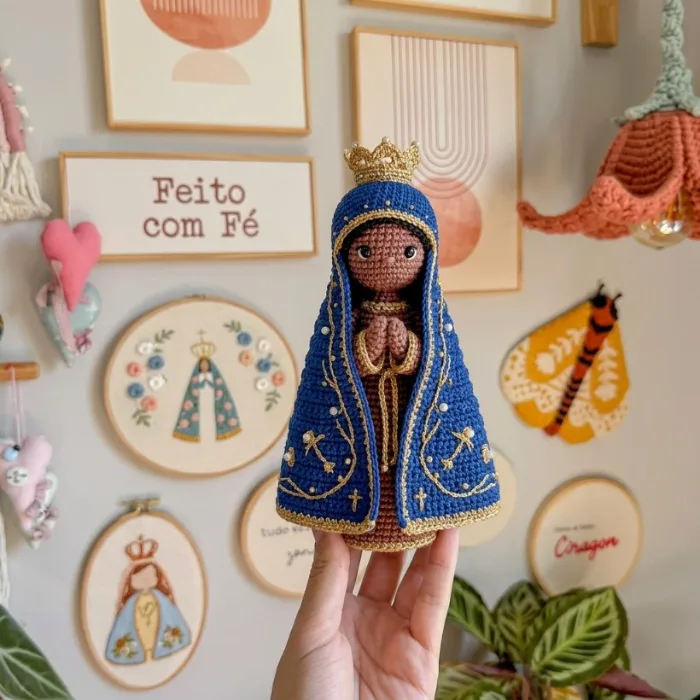 Amigurumi de Nossa Senhora